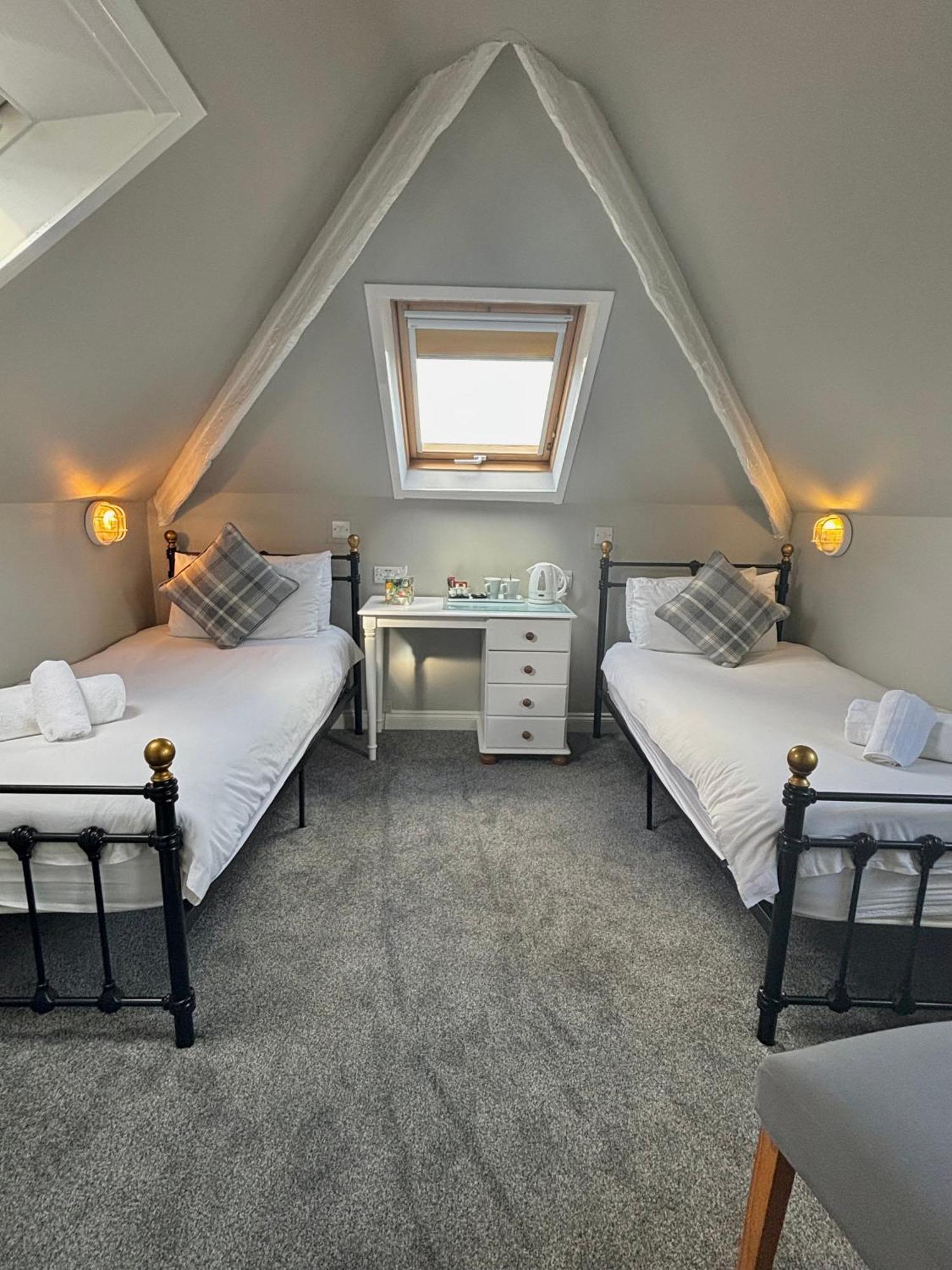 Hotel The Seacliffe - Whitby Extérieur photo