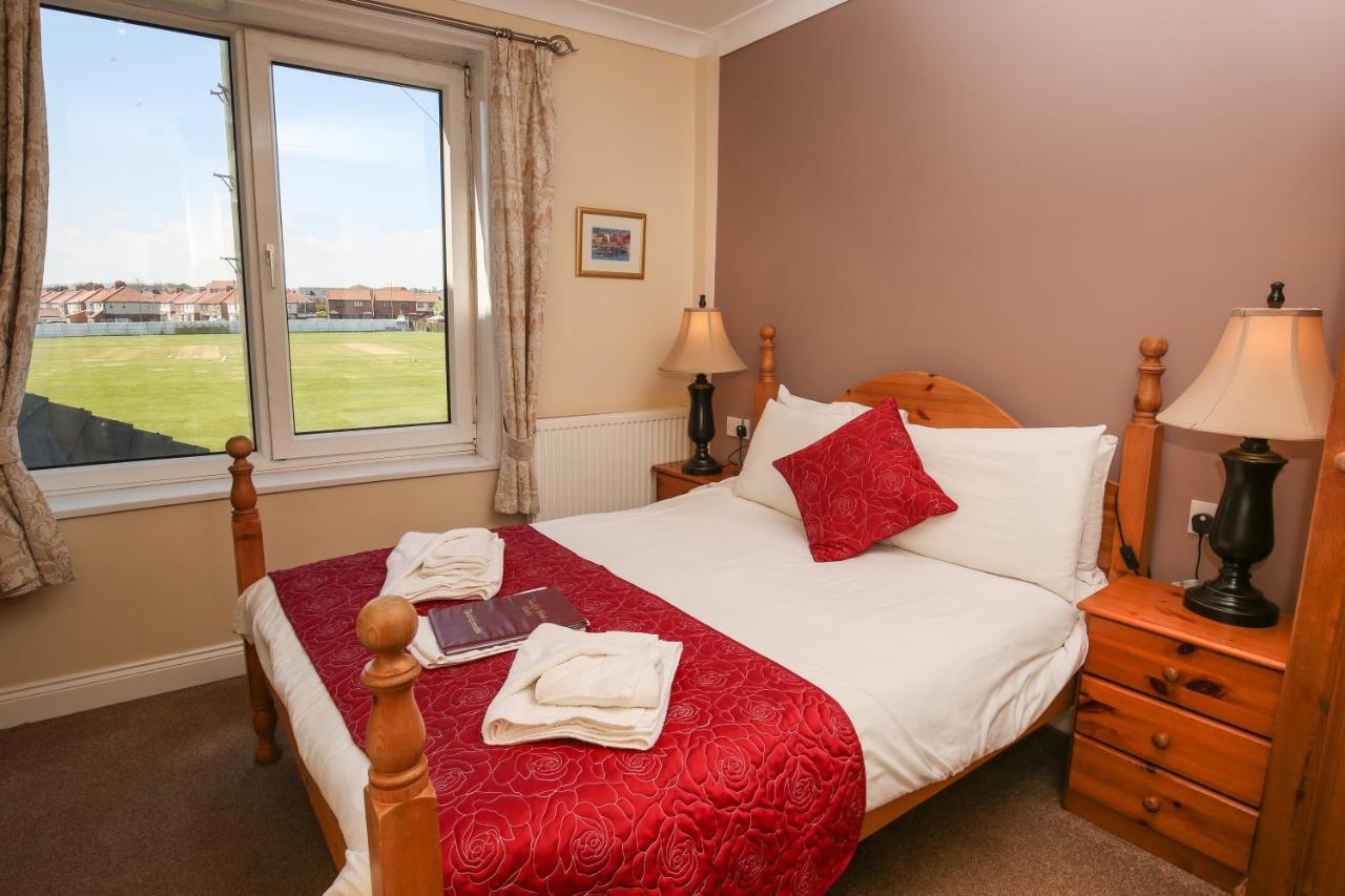 Hotel The Seacliffe - Whitby Extérieur photo